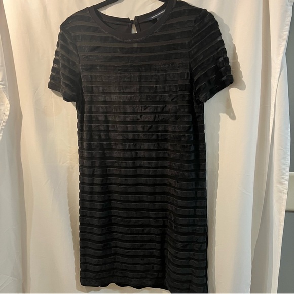 French Connection Dresses & Skirts - French‎ Connection Velvet Dress
